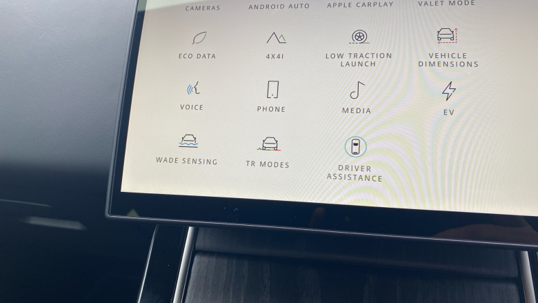 Land Rover Range Rover Evoque 1.5 P270e Autobiography 5dr Auto [Revised] Hatchback